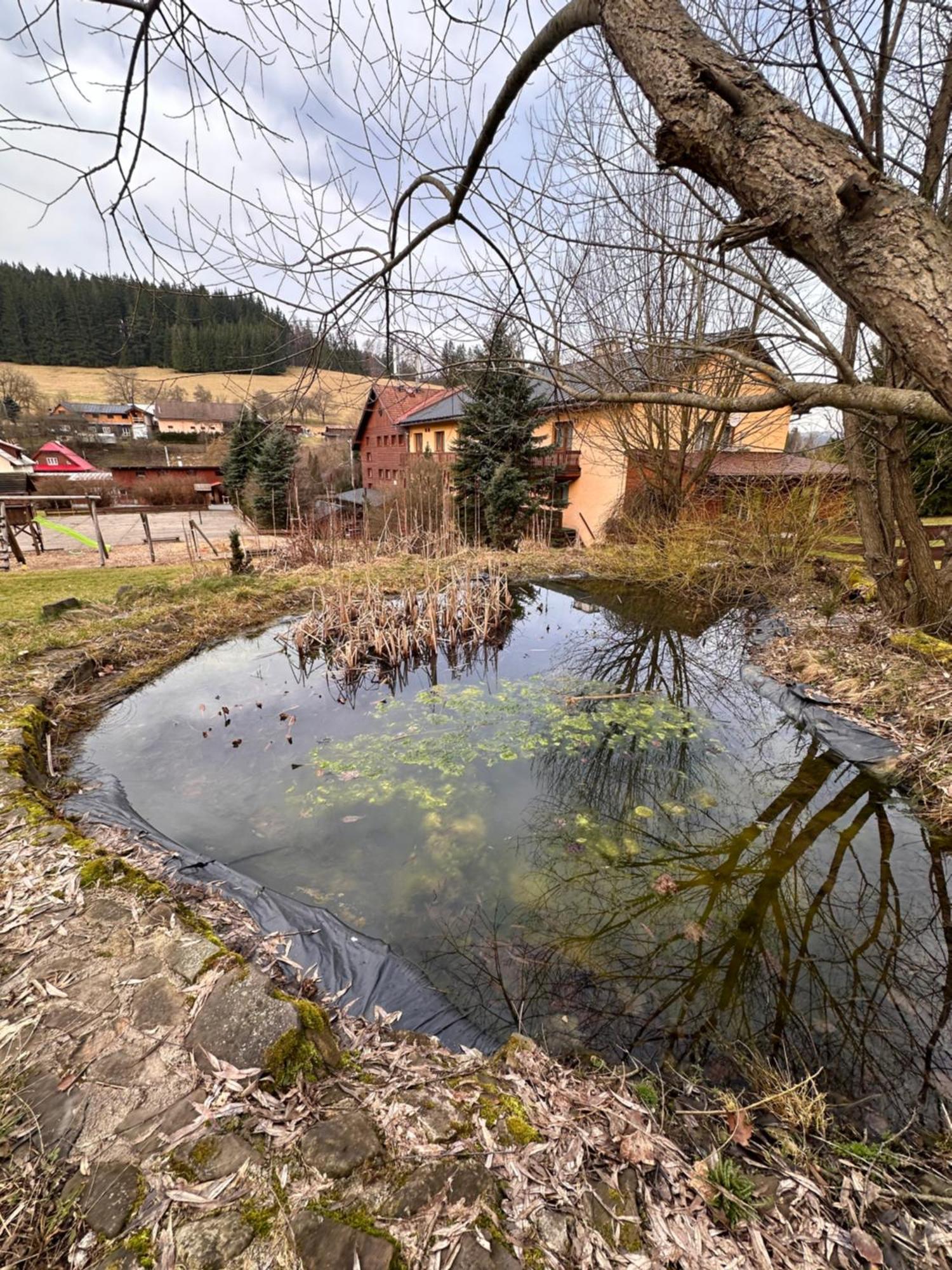 Horsky Hotel Kycerka Velke Karlovice Exterior photo